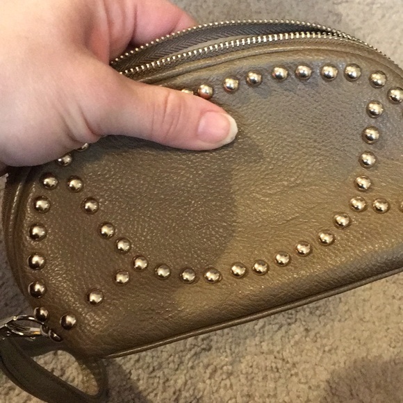 Brown and good studded clutch bag - Picture 3 of 3